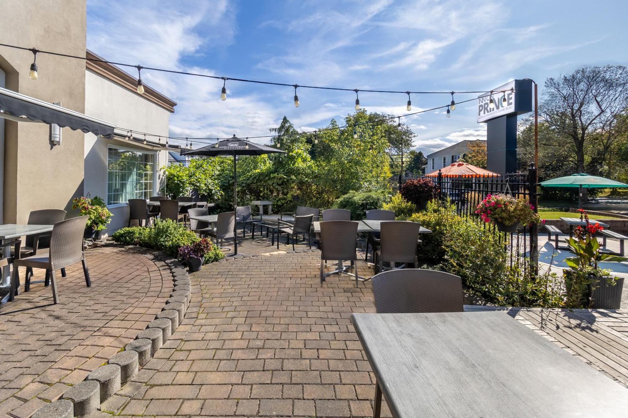 Inn On Prince Hotel And Conference Centre Truro (Adults Only) Exterior foto
